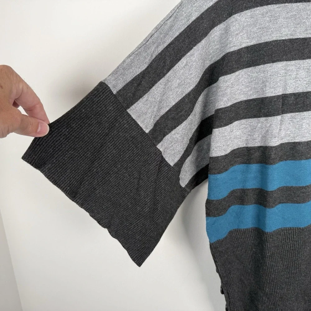 Cable & Gauge Womens Gray Blue Stripe 3/4 Sleeve Dolman Side Button Top Womens L - Picture 6 of 12